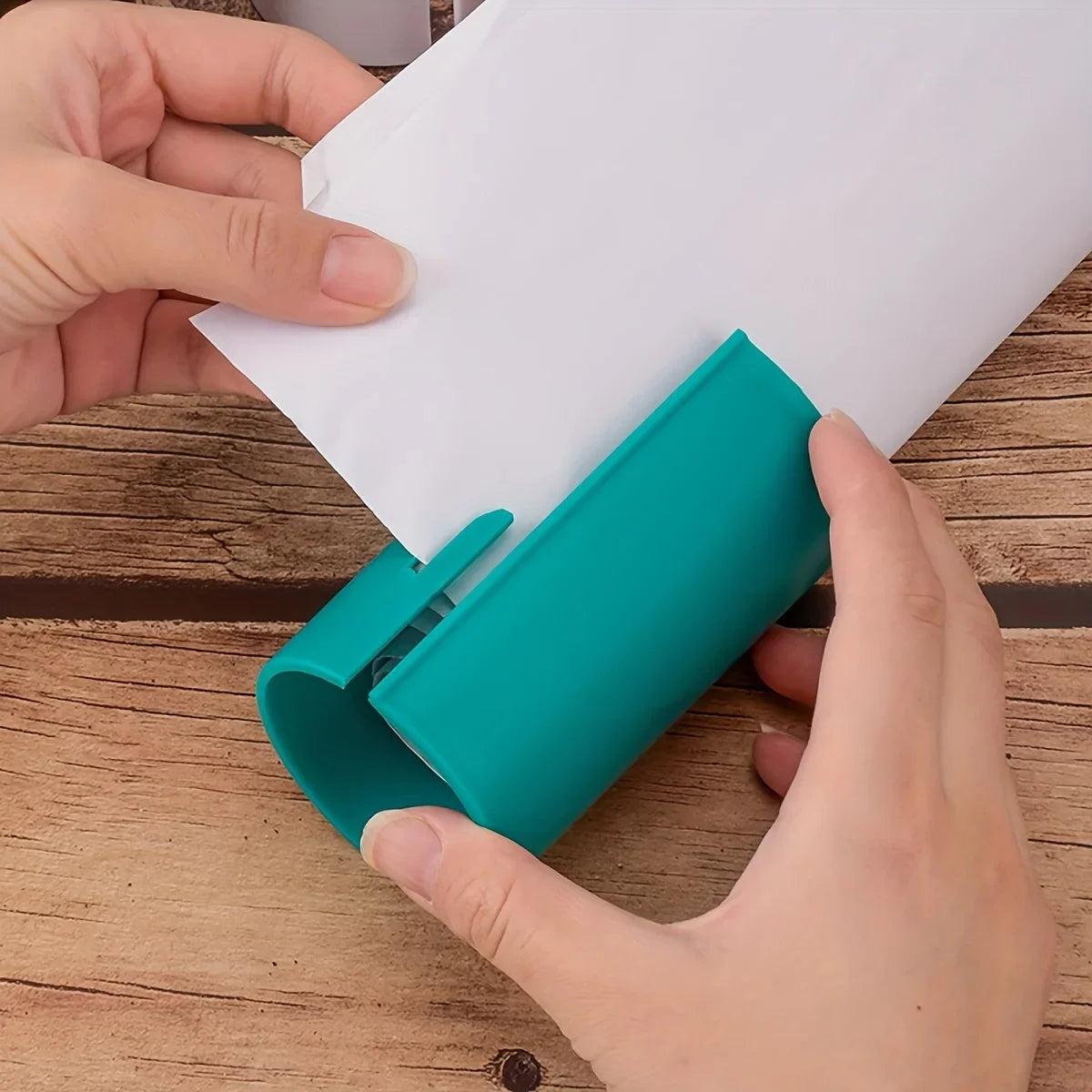 Portable Mini Paper Cutting Machine for gift wrapping